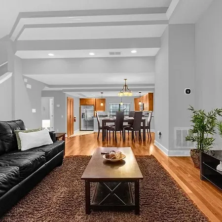 Charming 4Br Family Townhouse Inside Disney Resort Area